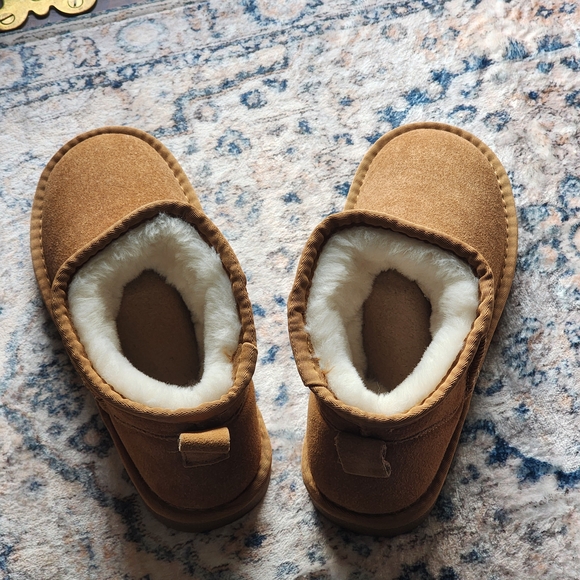 Irazia Cozy Tan Suade-like Ankle Boots - Picture 5 of 7